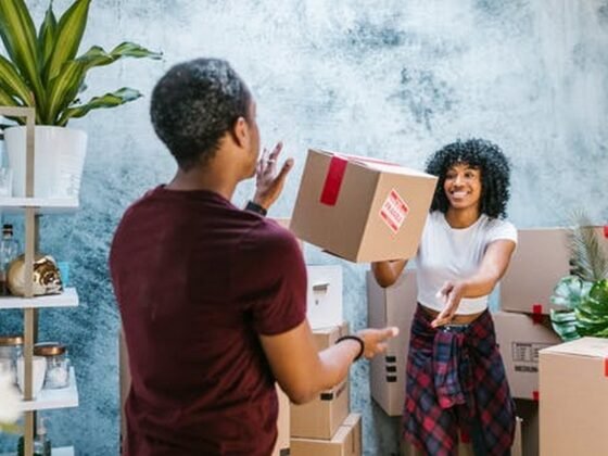 featured image - Explore Safety Tips to Keep Your Movers Safe by Reducing Risks