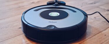featured image - Four Benefits of Smart Robot Vacuum Cleaner