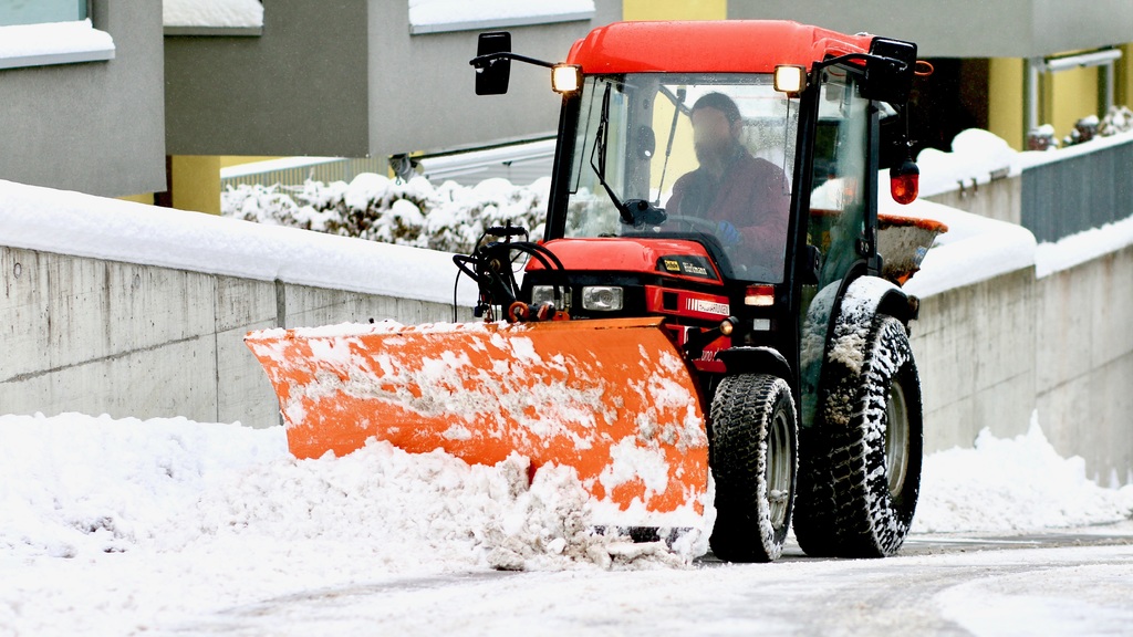 image - How Do I Choose a Snow Removal Company That I Can Actually Trust