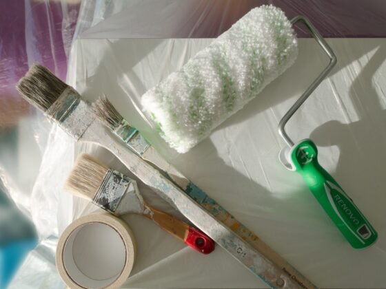 featured image - How to Hire the Best Painters in the City