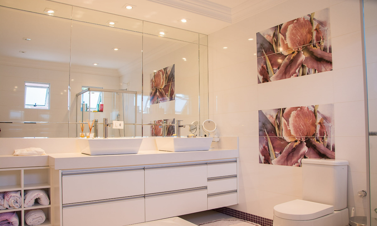 featured image - Top Tips for Choosing Bathroom Vanity Units