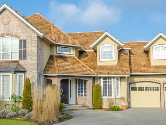 featured image - Why Research Is Essential to Find the Best Garage Door Repair