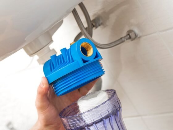 featured image - 4 Common Water Problems at Home and How to Solve