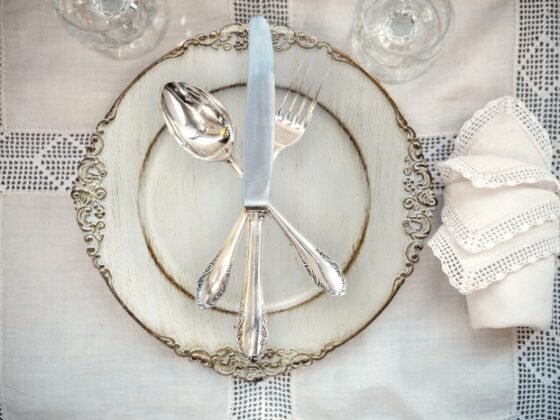 featured image - 4 Reasons to Buy Bulk Charger Plates