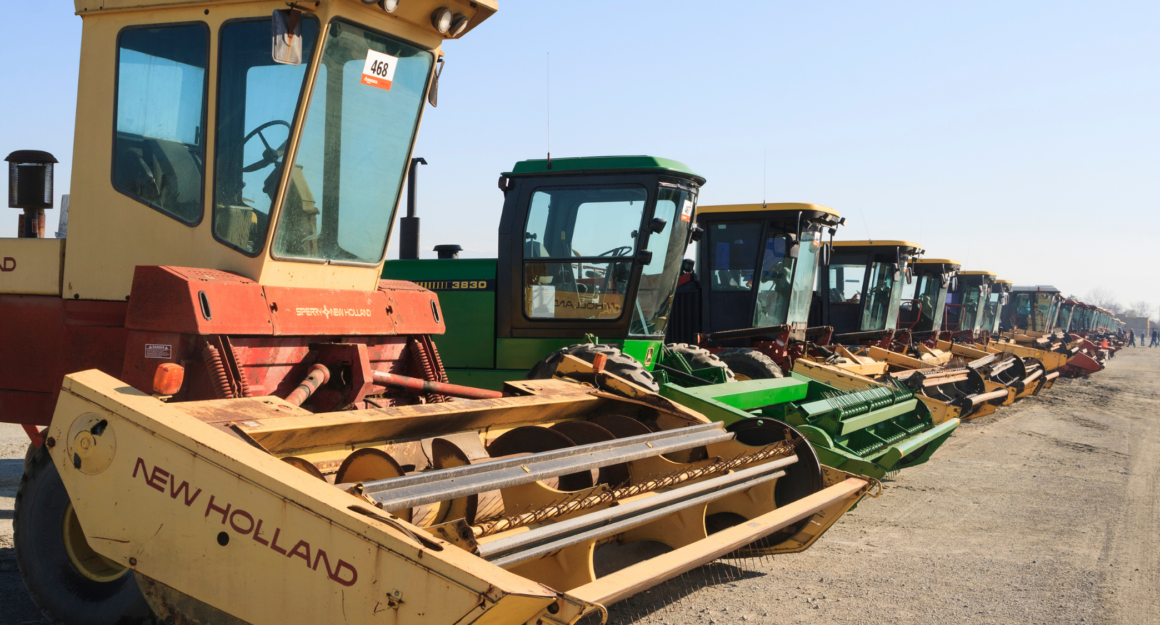 featured image - A Concise Guide to Getting the Most from Machinery Auctions