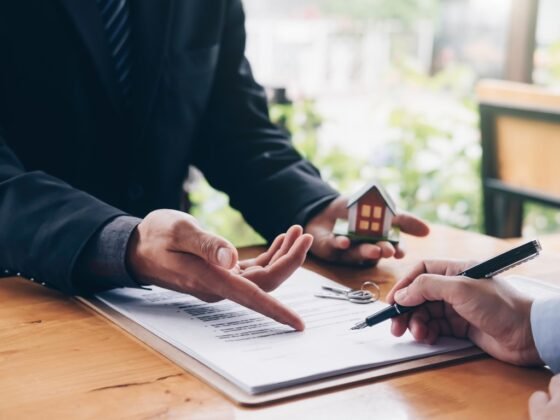 featured image - Ask MV Realty What Should You Look for In a Real Estate Agent