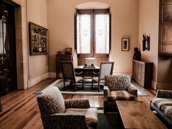 featured image - Ideas for Vintage Style Bedroom Decorations