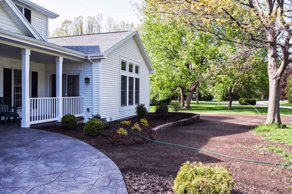 featured image - Best Concrete Landscaping Ideas for 2022