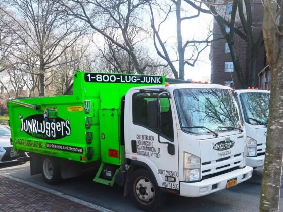 featured image - The Best Junk Removal Companies in Town