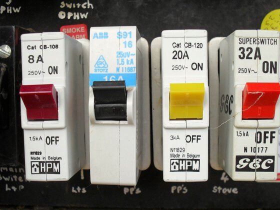 featured image - The New Homeowner’s Quick Circuit Breakers Guide