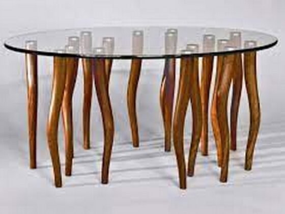 featured image - Things to Consider While Buying Glass Table Tops