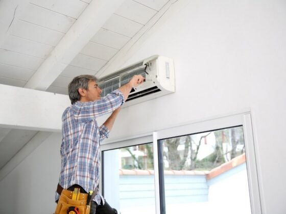 featured image - Why You Need Experts for Air Conditioning Repair Services
