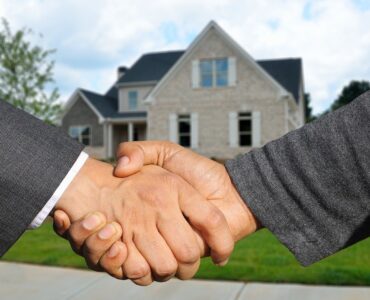 featured image - 5 Benefits of Passive Real Estate Investing