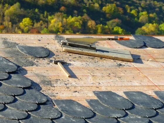 featured image - 7 Tips for Selecting a Trustworthy Roof Repair Company