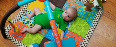featured image - How to Choose a Baby Play Mat for Your Kid
