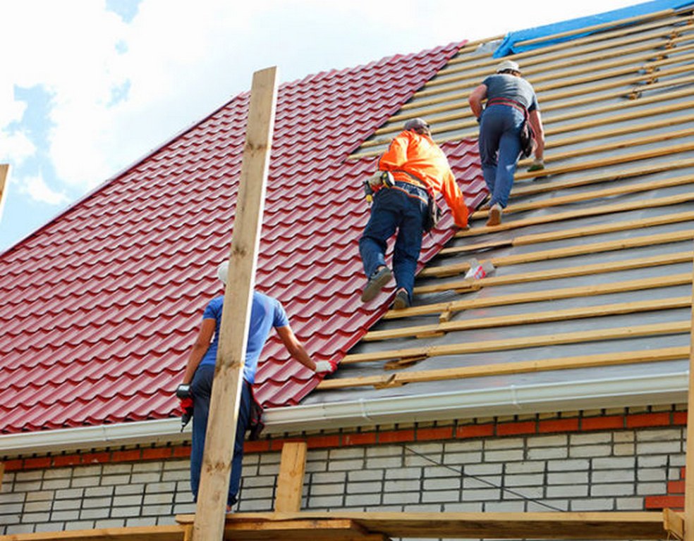 image - 8 Important Home Improvement Tips to Consider while Roof Installation