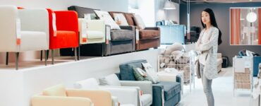 featuired image - 5 Tips for Selecting Your Living Room Furniture Pieces