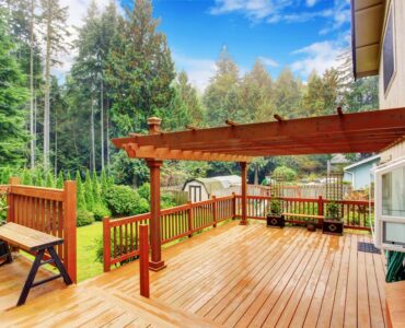 featured image - 8 Benefits of Timber Decking