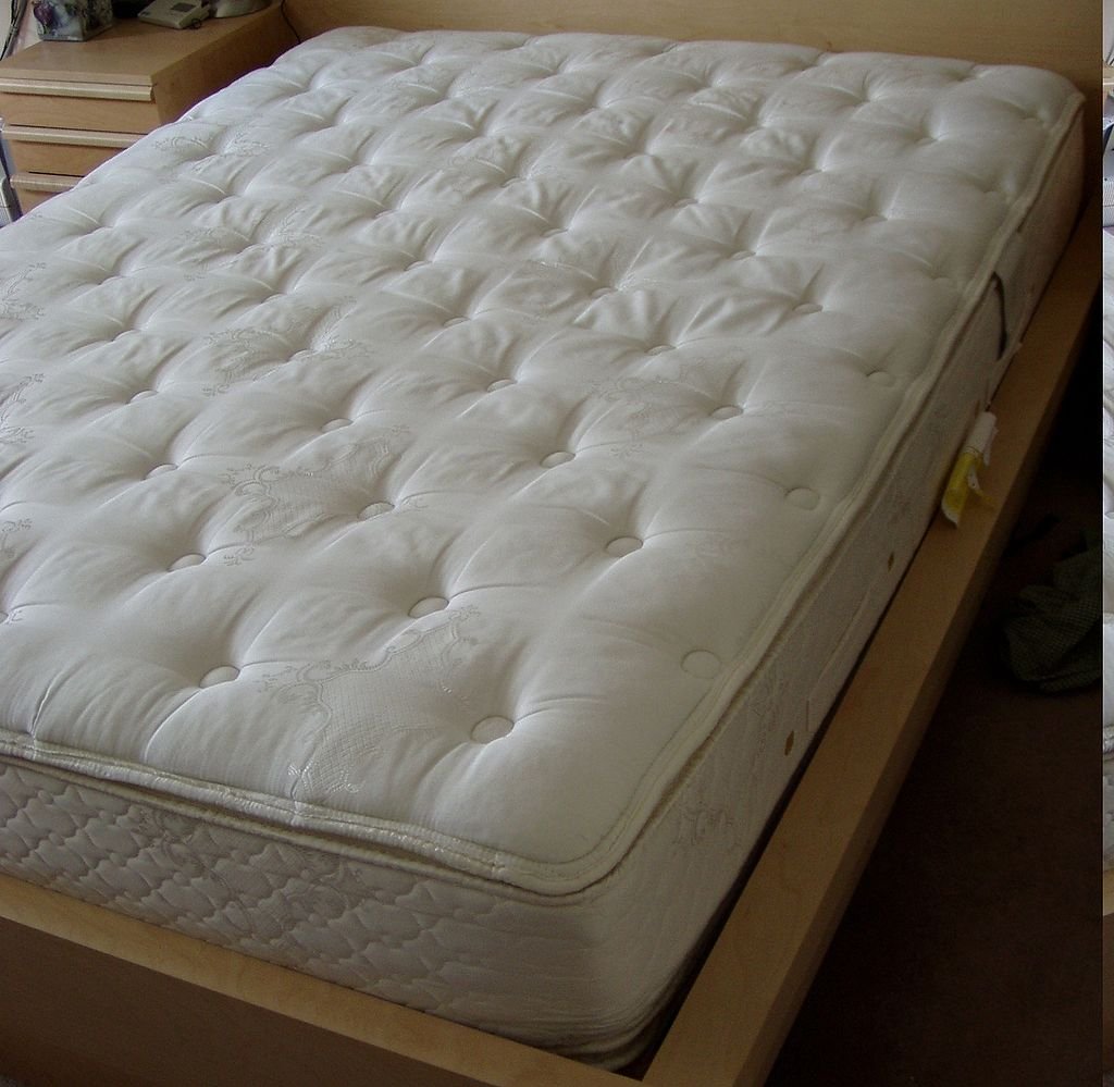 4 Advantages of Pillow Top Mattresses image - 4 Advantages of Pillow Top Mattresses