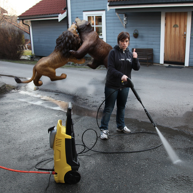 featured image - Factors Behind the Buying High Pressure Washers
