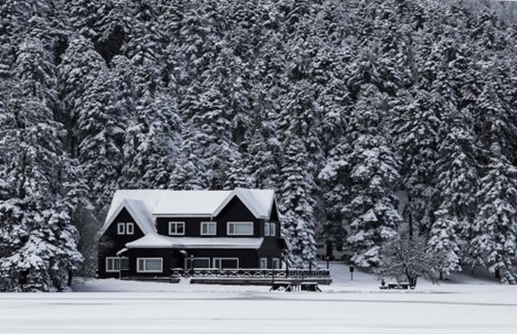featured image - Tips to Prepare Your Home Before The Winters