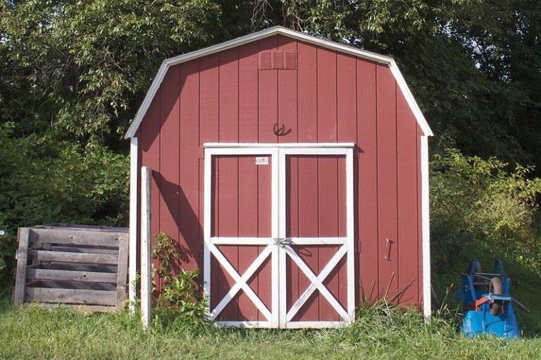 3 Types of Outdoor Sheds for Your Home