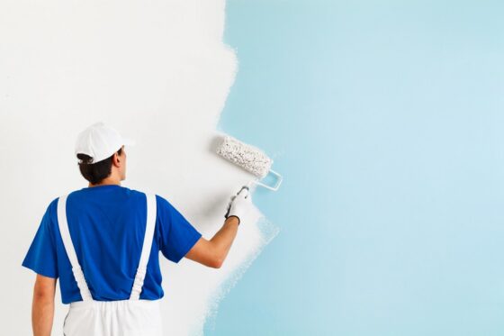 featured image - 5 Reasons to Hire a Professional Painter to Paint Your Home