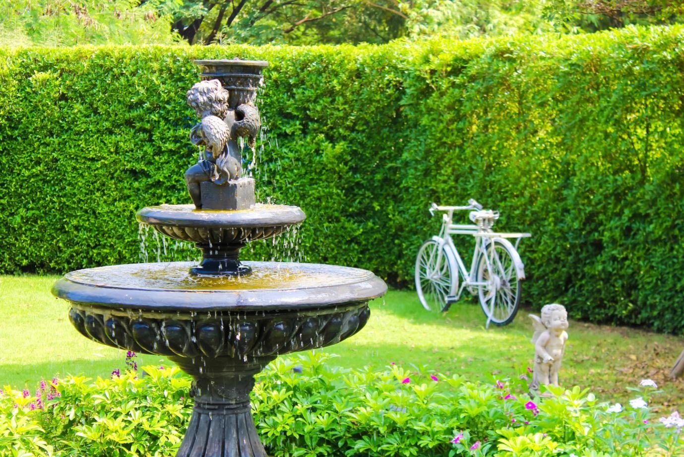Front Yard Decor Ideas image - Front Yard Decor Ideas