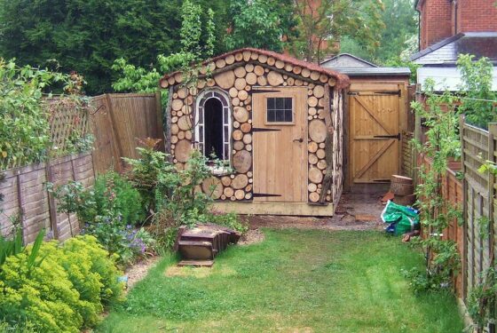 featured image - Why a Shed is the Perfect Storage Solution for Your Home