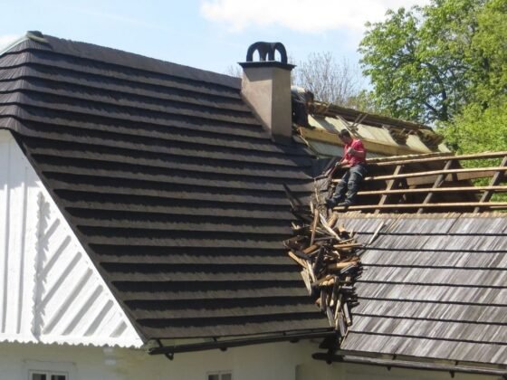 featured image - Top 5 Benefits of Investing in the Best Roof Repair Services