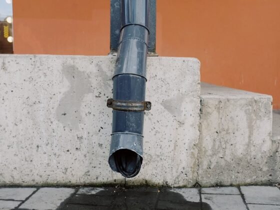 featured image - 7 Common Plumbing Issues Every Homeowner Should Watch Out for