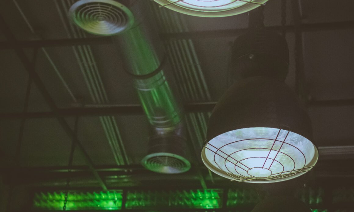 featured image - LED UFO High Bay Light A Bright Solution for Indoor Spaces