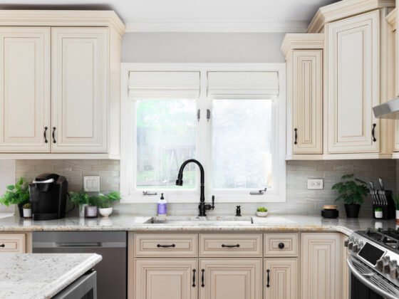 featured image - Small Kitchen, Big Impact Space-Saving Ideas for Kitchen Renovations