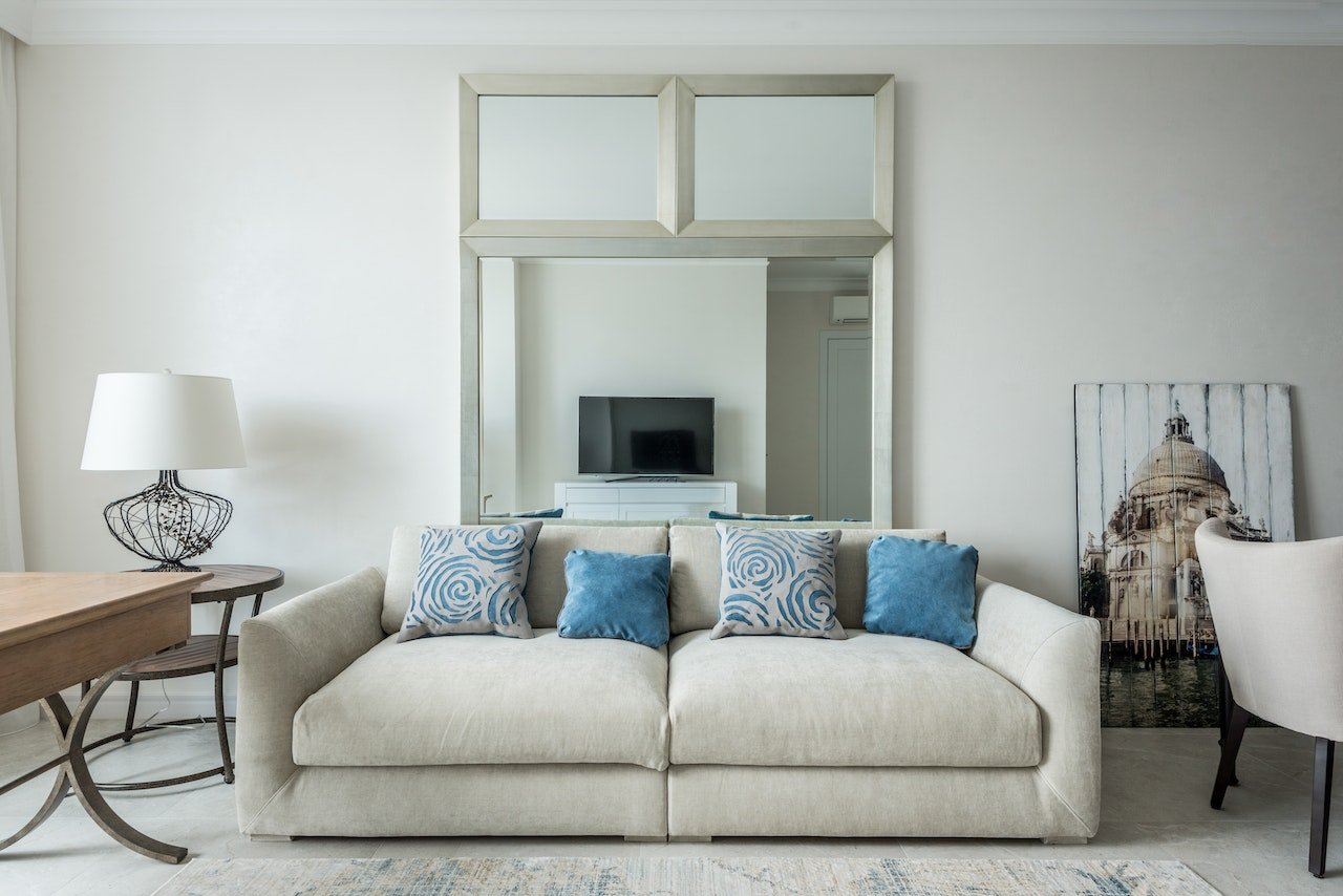 The Definitive Guide to Picking the Ideal Sofa for Your Living Room image - The Definitive Guide to Picking the Ideal Sofa for Your Living Room
