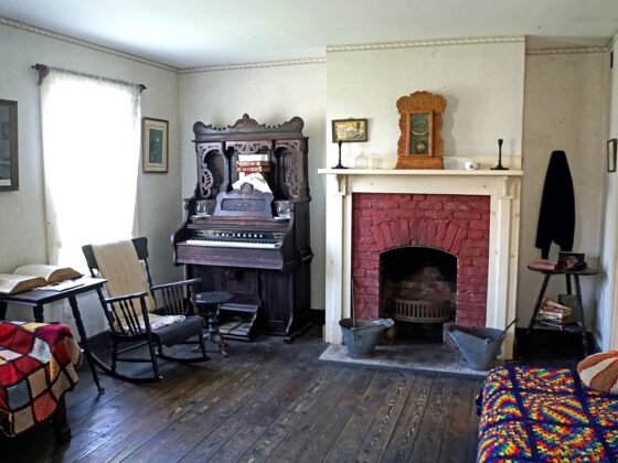 featured image - Best Things to Do at Home