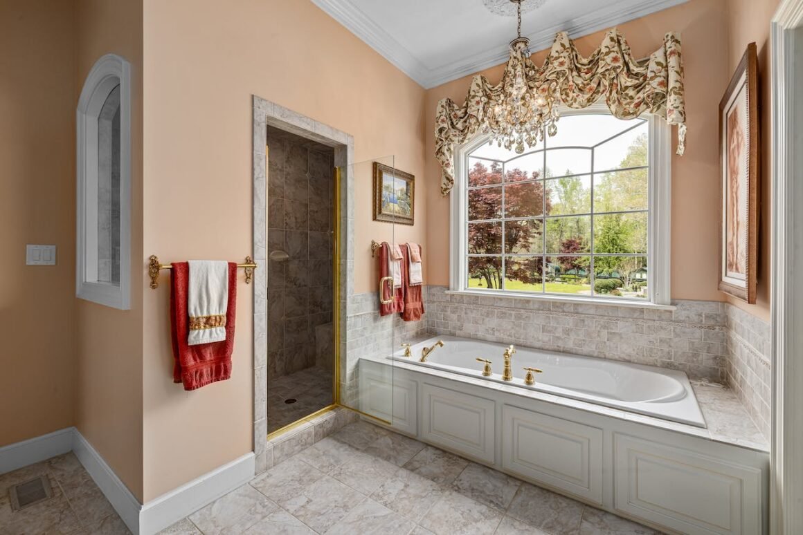 featured image - Opulent Escapes: Enchanting Extravagance in Lavish Bathroom Vanity Designs