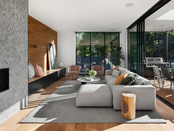 featured image - 11 Ways to Make Your Living Room More Inviting
