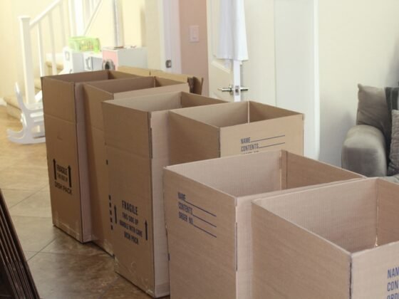 featured image - Painless Packing Pointers: Simplifying Your Big Move