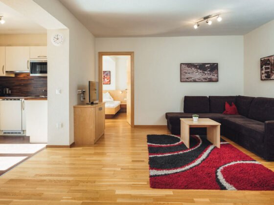 featured image - Smart Investments with Professional Commercial Painters