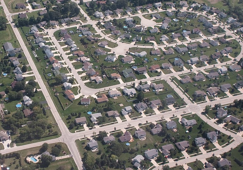 featured image - Getting to Know Milwaukee's Real Estate Cash Buying Insights