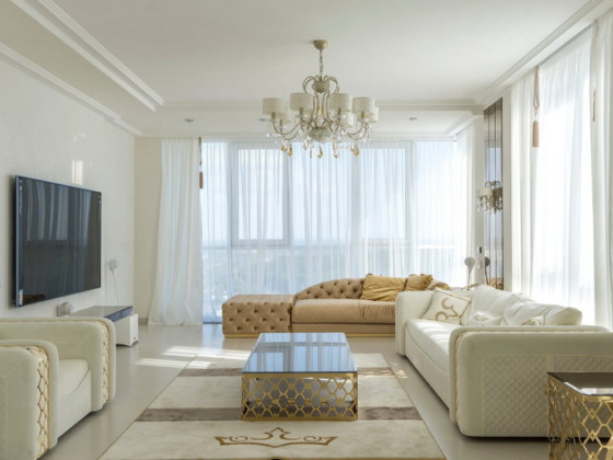 featured image - Top Living Room Window Treatment Ideas