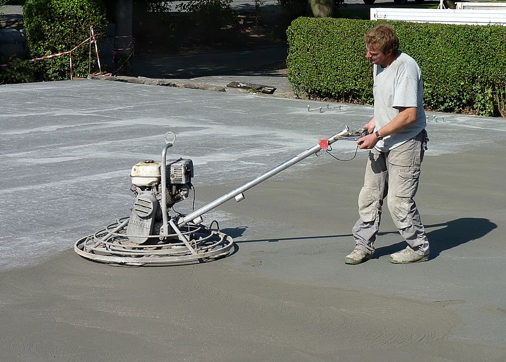 featured image - Enhancing Safety with Slip-Resistant Epoxy Flooring Through Concrete Grinding