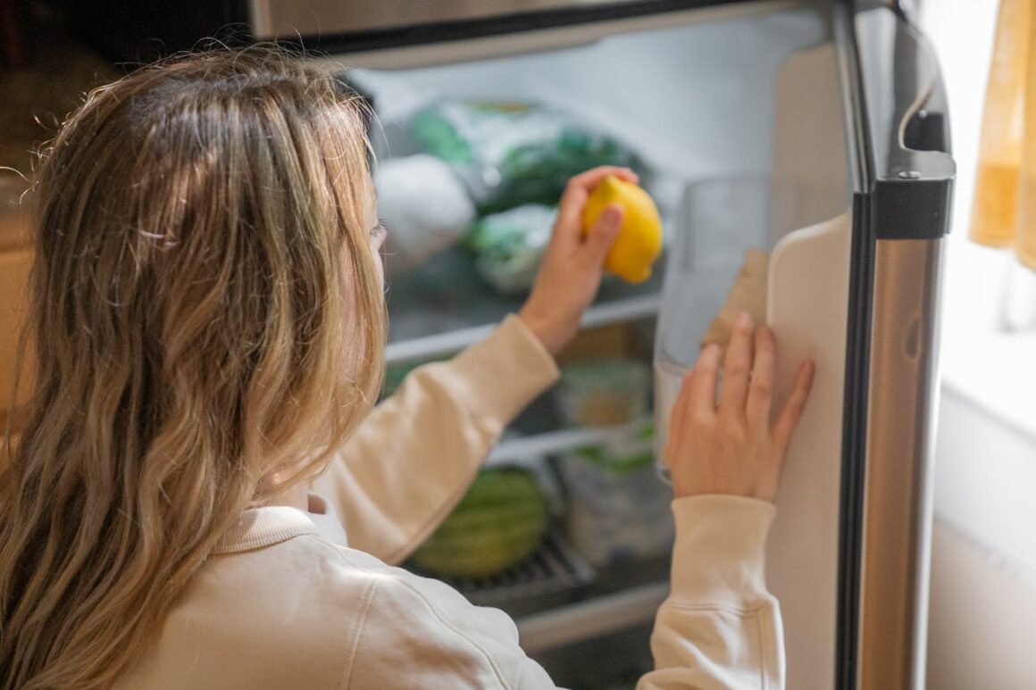 featured image - Innovative Fridge Features You Didn't Know You Needed